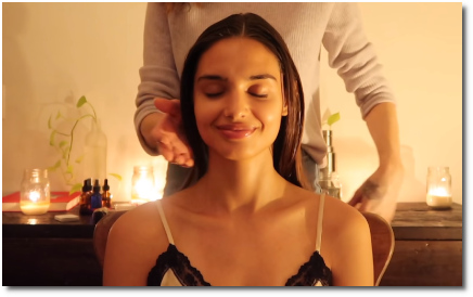 Elizabeth gets a night massage with herbs and natural oils (28 Jan 2019)